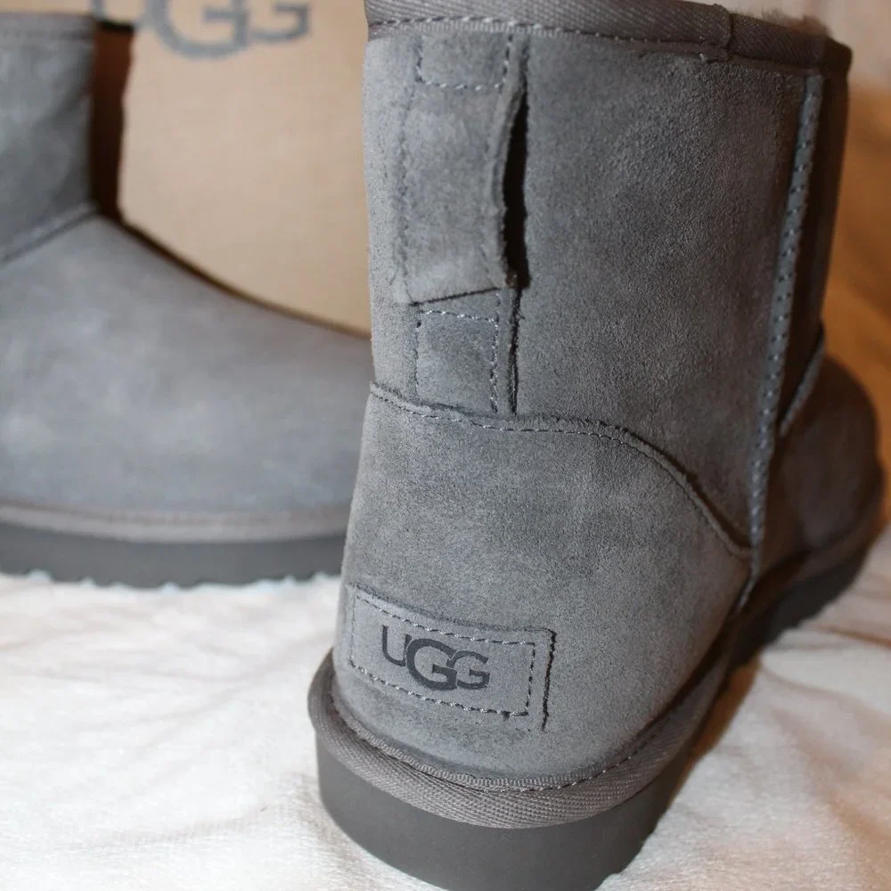 NEW UGG MINI LOGO SUEDE SHEARLING LINED ANKLE WINTER BOOTS‎ GRAY BLACK